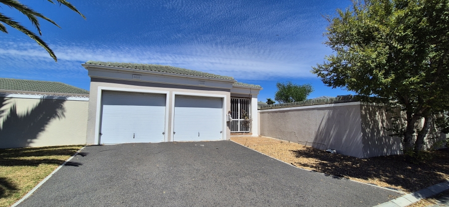 3 Bedroom Property for Sale in Sunningdale Western Cape